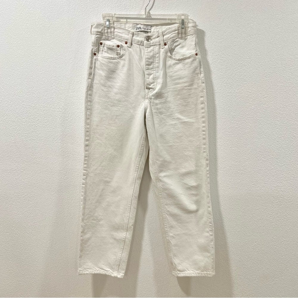 Zara Women’s Shite High Rise Jeans Straight Leg Button Up